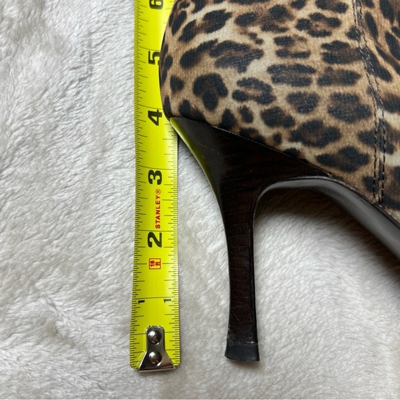 Linea Paolo Size 7.5 Bootie Stiletto Heel Leopard Print Zipper Close Pointed Toe - Picture 10 of 13